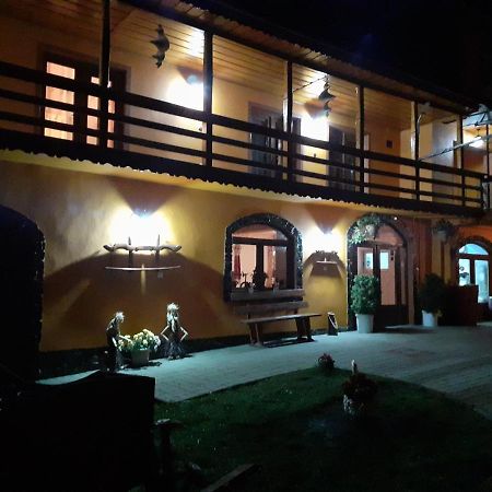 Pension Calborean Tălmaciu Exteriér fotografie