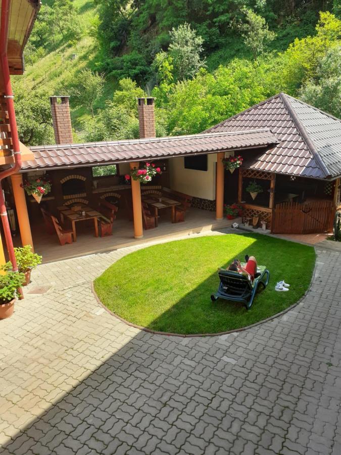 Pension Calborean Tălmaciu Exteriér fotografie